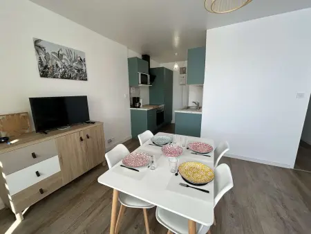 Appartement rénové 2 pièces avec balcon, à 200m de la plage, St Hilaire de Riez - Photo 4