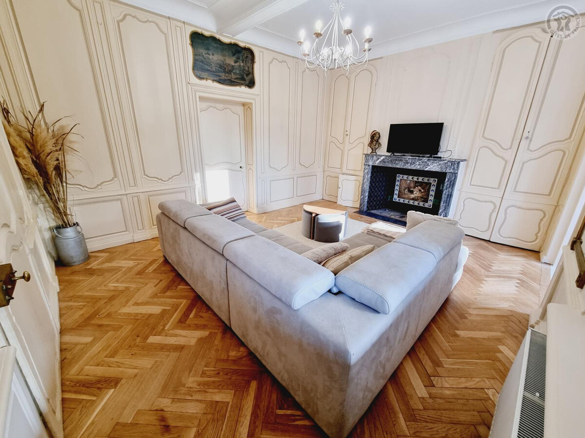Louez une Maison de Maître pour 11 Pers. à Arneke - Jardin, WiFi et Proche Commerces - Photo 2