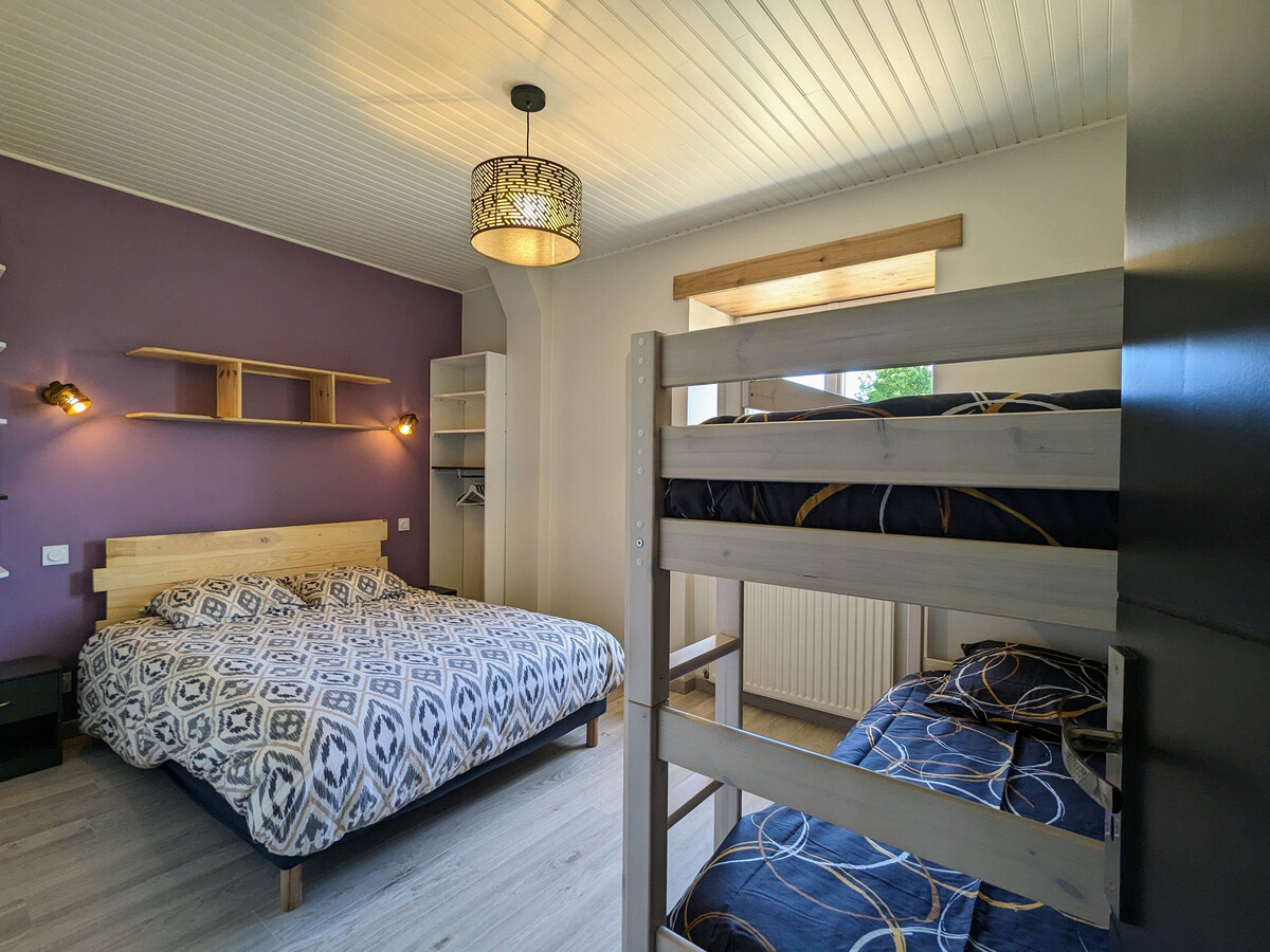 Le Tranquilou : Gîte 10 pers. rénové, terrain vaste à Saint-Privat-d'Allier - Photo 14
