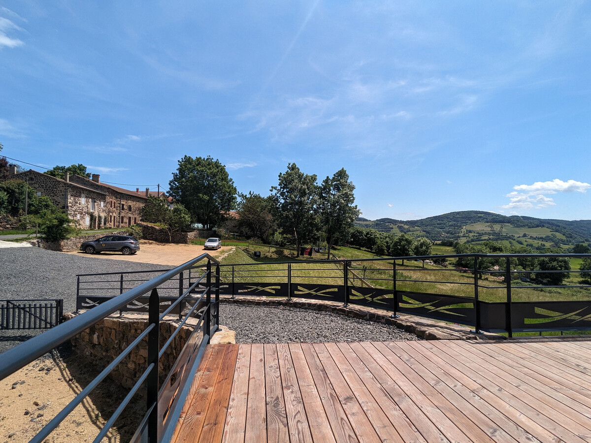 Le Tranquilou : Gîte 10 pers. rénové, terrain vaste à Saint-Privat-d'Allier - Photo 24