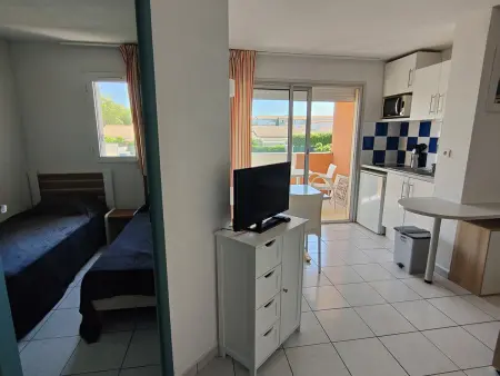 Location appartement à Cap d'Agde, Appartement Bord de Mer - Climatisation, Balcon, Parking et Piscine
