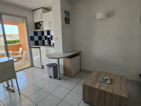 Appartement Bord de Mer - Climatisation, Balcon, Parking et Piscine - Photo 7