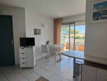Appartement Bord de Mer - Climatisation, Balcon, Parking et Piscine - Photo 8