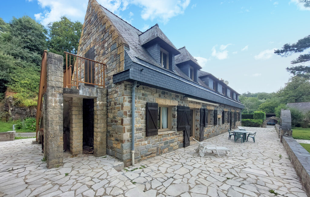Maison pierre 19e siècle au bord de l'Isole, 9 pers. - Photo 2
