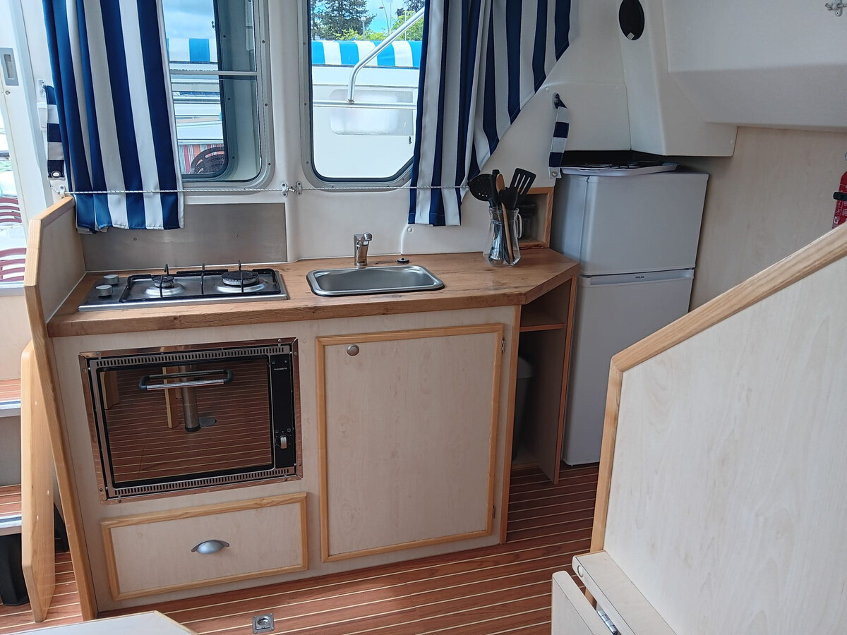 Bateau Tarpon 32 à Digoin : 6 couchages sur l'eau - Photo 4