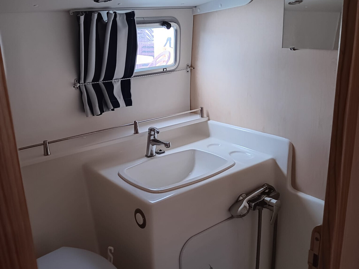 Bateau Tarpon 32 à Digoin : 6 couchages sur l'eau - Photo 9