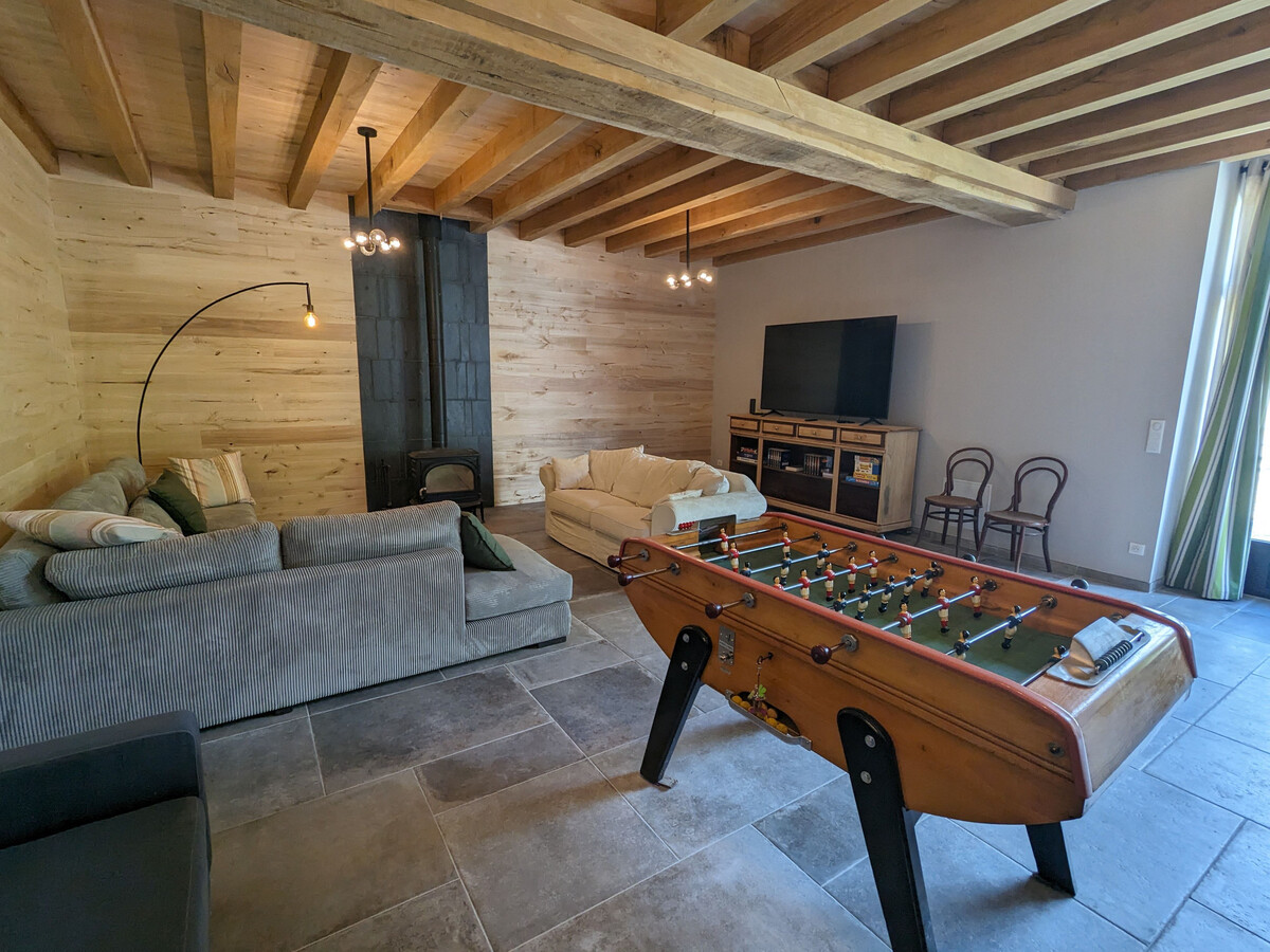 Gîte 10 pers., piscine chauffée et rivière à Aulnay-la-Rivière - Photo 14