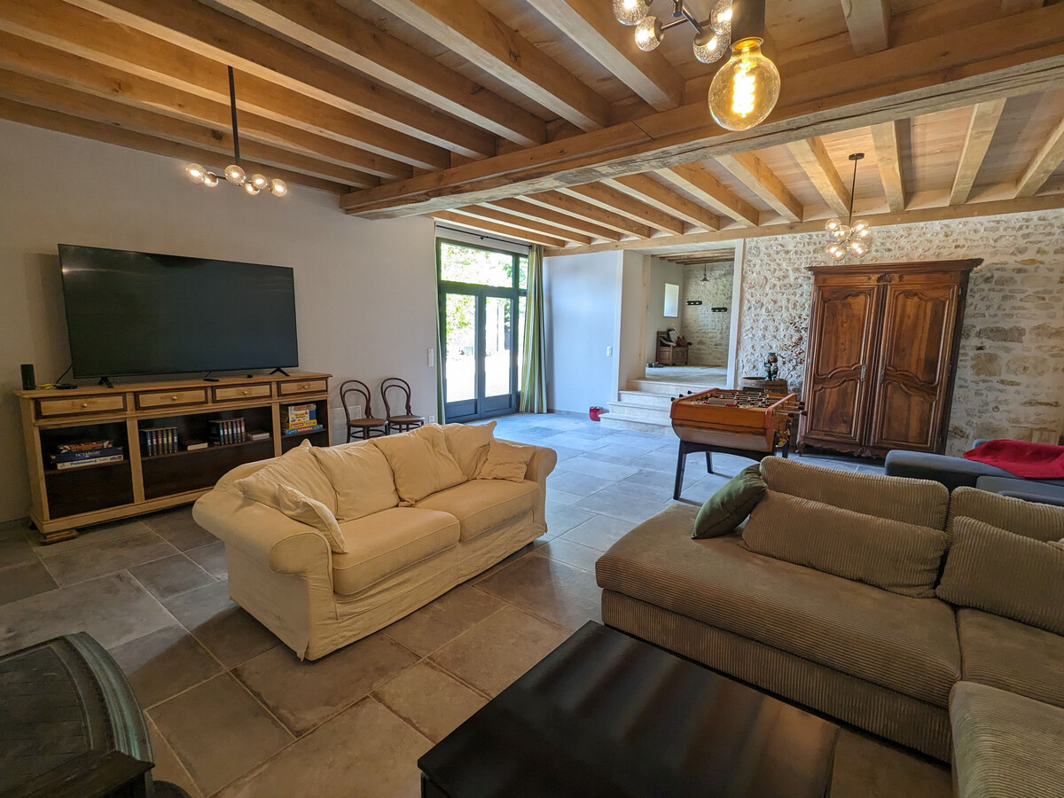 Gîte 10 pers., piscine chauffée et rivière à Aulnay-la-Rivière - Photo 15