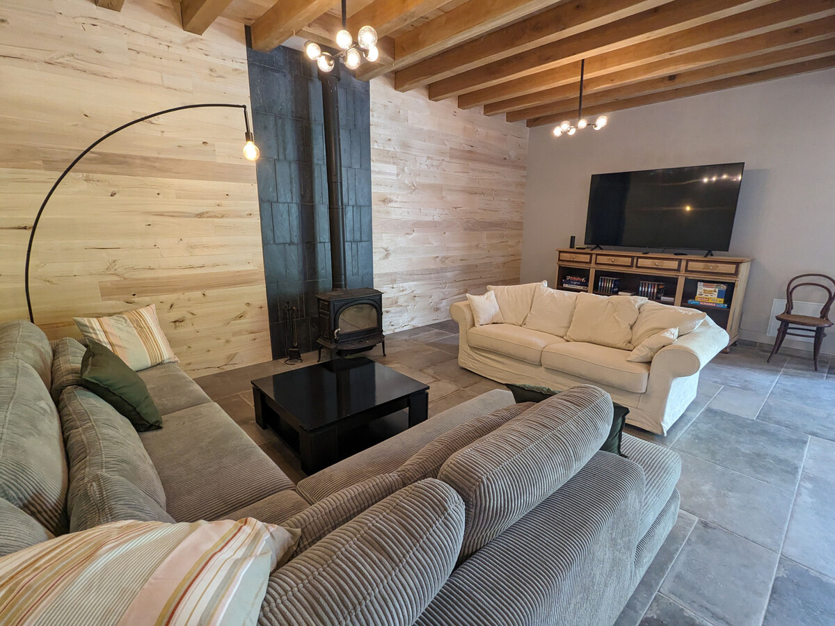 Gîte 10 pers., piscine chauffée et rivière à Aulnay-la-Rivière - Photo 16