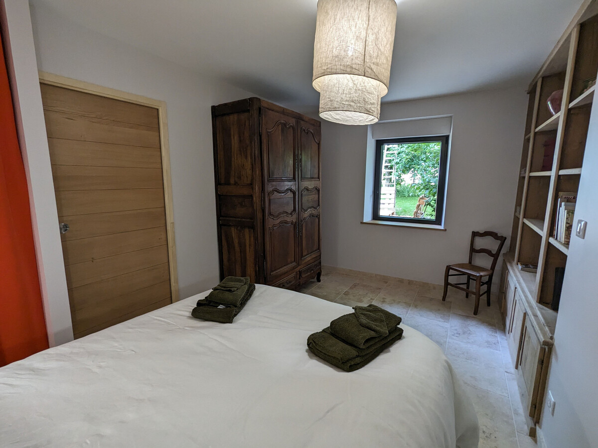 Gîte 10 pers., piscine chauffée et rivière à Aulnay-la-Rivière - Photo 33