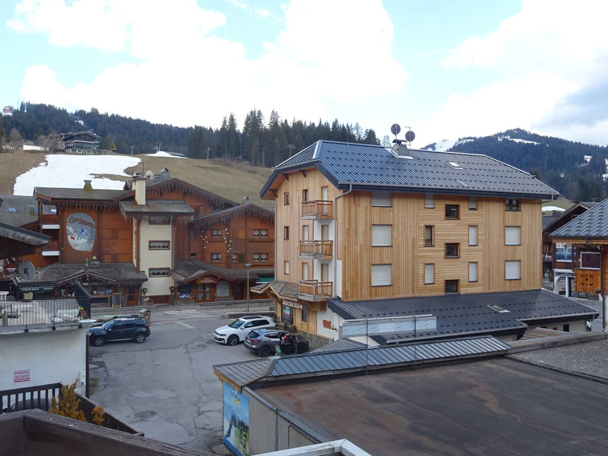 Appart 2 pièces centre Les Gets, garage et box skis - Photo 12