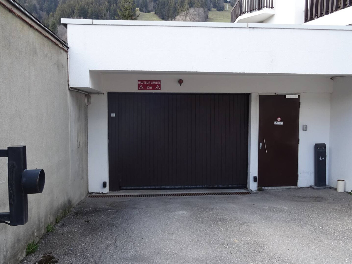 Appart 2 pièces centre Les Gets, garage et box skis - Photo 13