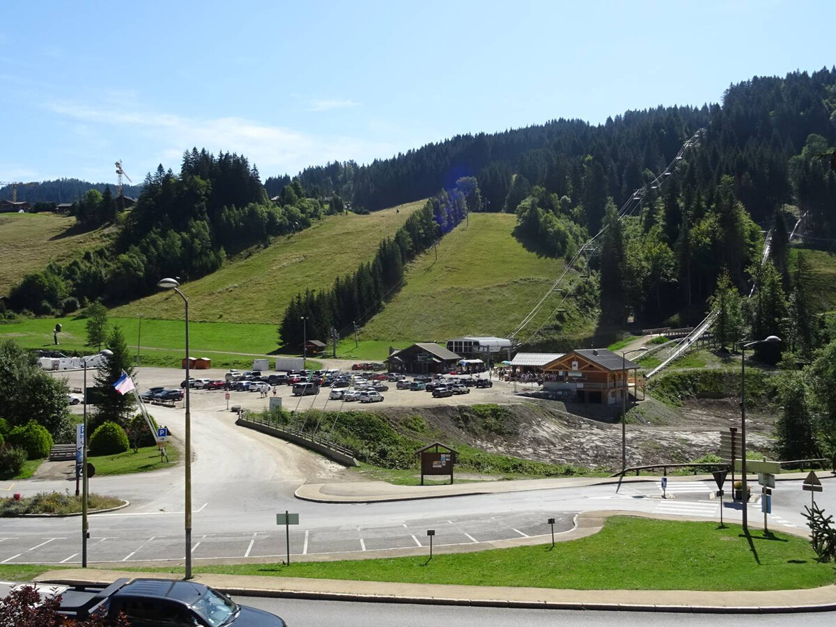 Appart 3 pièces Les Gets, balcon vue pistes, garage - Photo 5