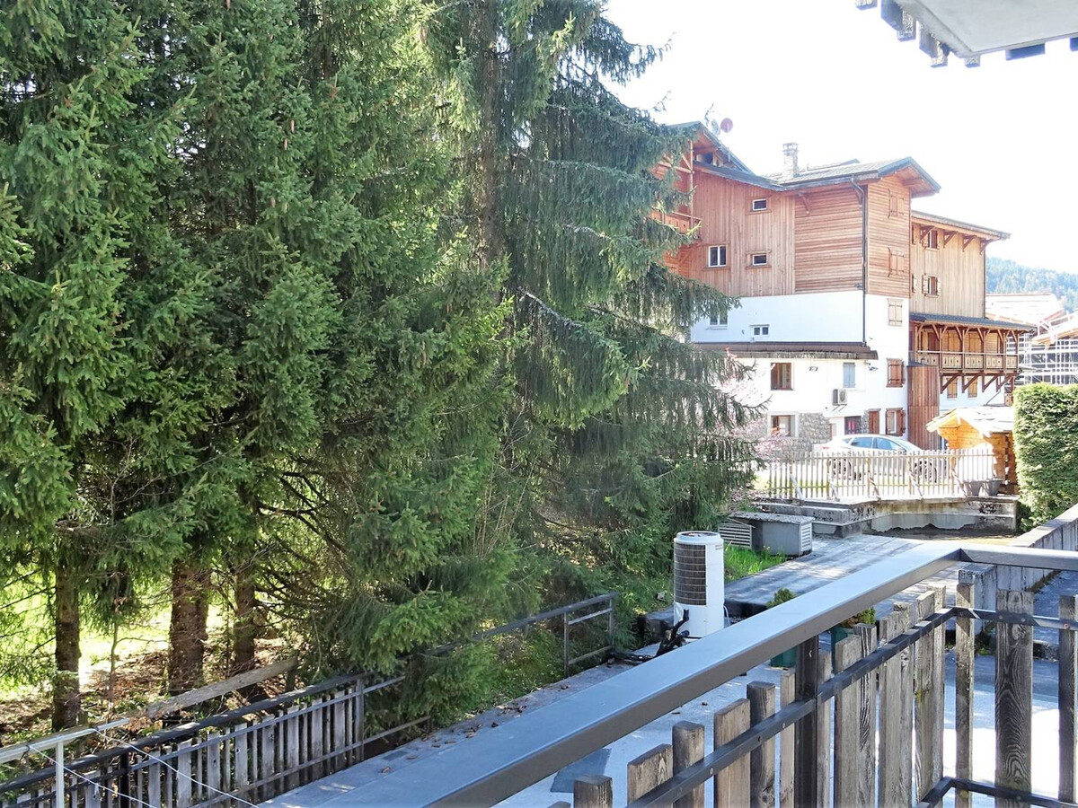 Appartement 2 pièces spacieux aux Gets, balcon vue village - Photo 10