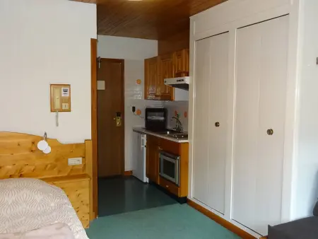 Studio 21m² centre Les Gets, 2 pers, linge inclus : photo 3