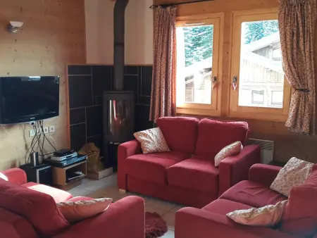 Chalet familial aux Gets, 8 pers, 150m des pistes, 4 chambres, 4 SDB, terrasse sud, proche lac - Photo 1