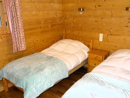 Chalet familial aux Gets, 8 pers, 150m des pistes, 4 chambres, 4 SDB, terrasse sud, proche lac - Photo 5