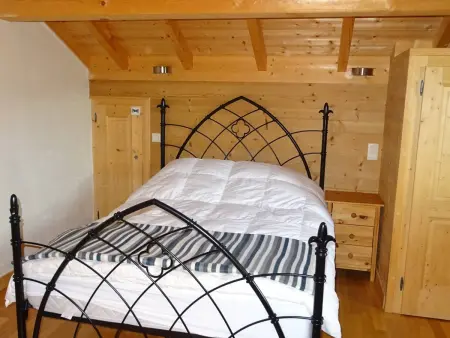 Chalet familial aux Gets, 8 pers, 150m des pistes, 4 chambres, 4 SDB, terrasse sud, proche lac - Photo 8