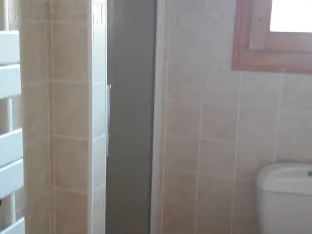 Chalet familial aux Gets, 8 pers, 150m des pistes, 4 chambres, 4 SDB, terrasse sud, proche lac - Photo 11