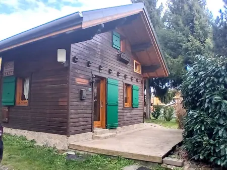Chalet rénové Les Gets 8 pers, central, 150m commerces, 350m pistes, terrasse sud, parking privé - Photo 23