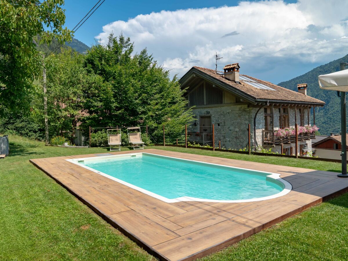 La Meridiana, gîte 4 chambres avec piscine à Stenico - Photo 1