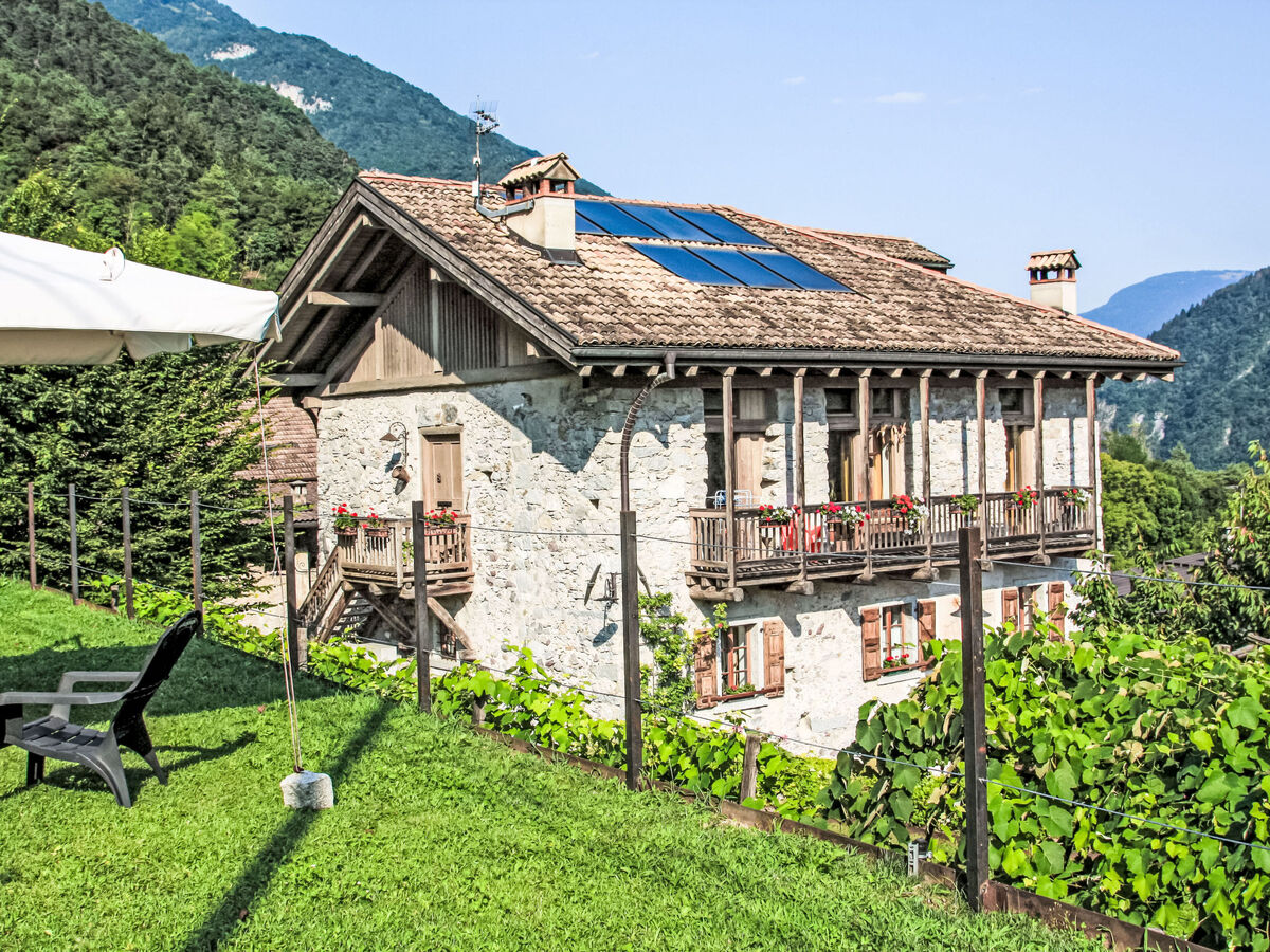 La Meridiana, gîte 4 chambres avec piscine à Stenico - Photo 10