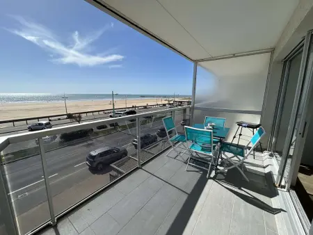 Location appartement à Saint Jean de Monts, Appart 2 pièces rénové face mer à Saint Jean de Monts