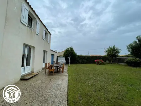 Maison rénovée 6 pers avec jardin, proche plages et pistes cyclables à Talmont-Saint-Hilaire - Photo 13