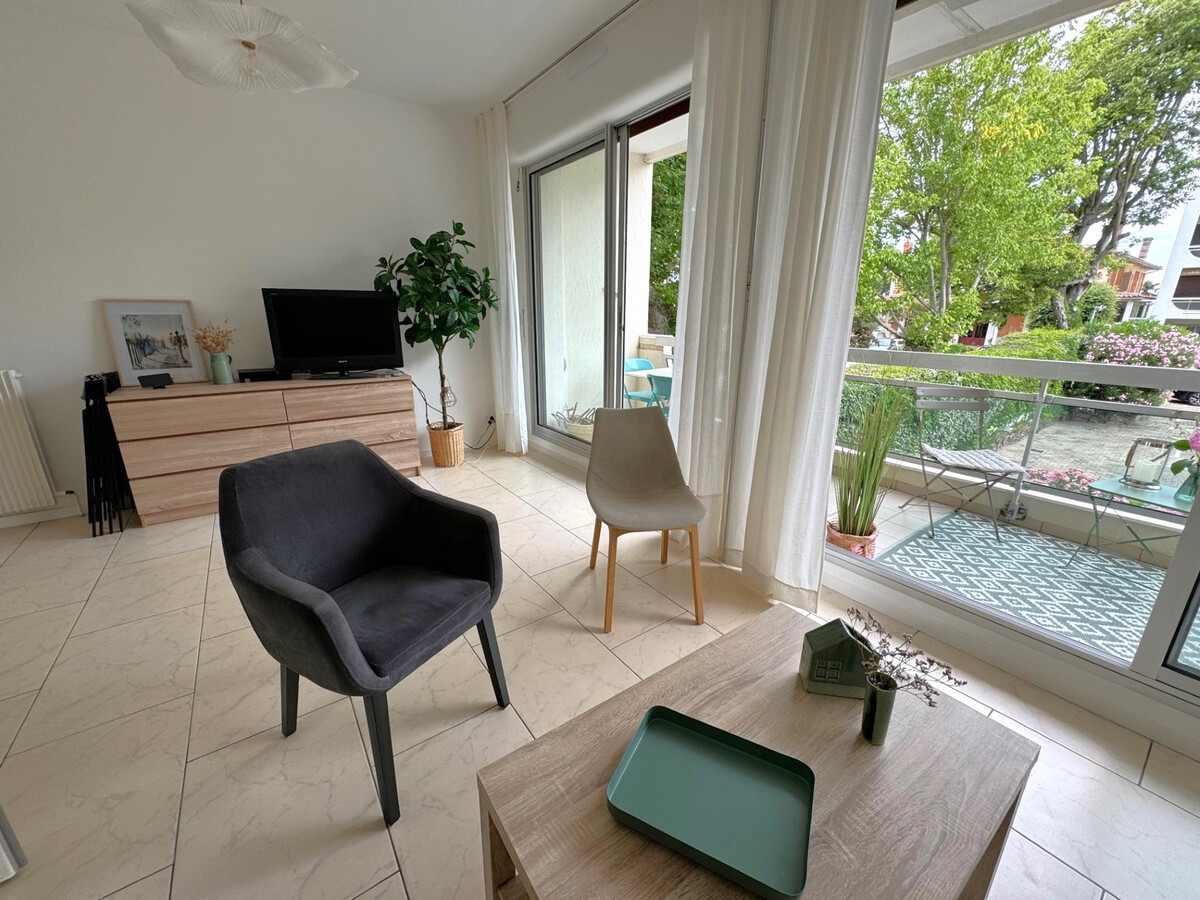 Studio cabine 33m² plage à 50m, terrasse et parking - Photo 5