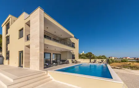 Location maison à Kastel Luksic