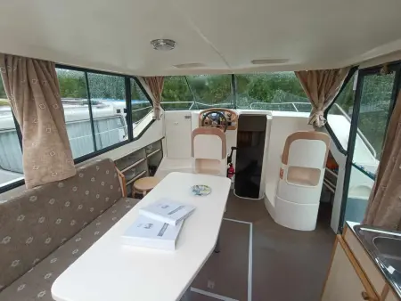 Bateau Nicols 900 à quai - 7 pers. à Pontailler-sur-Saône : photo 4