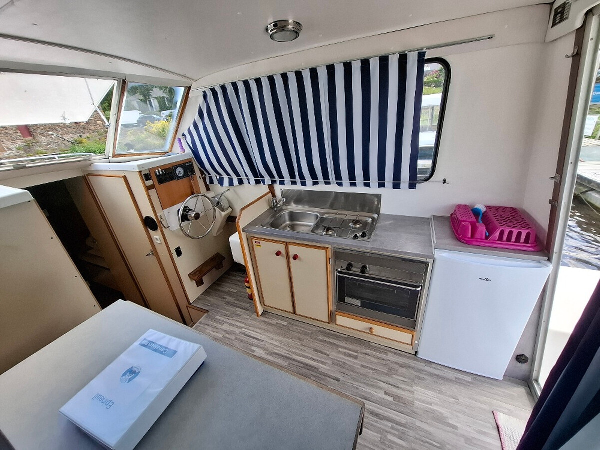 Bateau Triton 860 Fly à Chenillé-Changé, 5 pers. - Photo 7