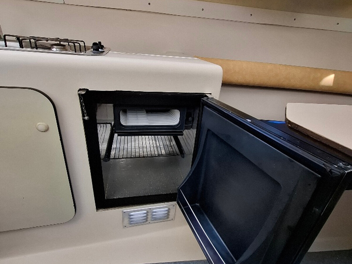 Fred 700 : appartement insolite sur bateau à Chenillé-Changé - Photo 10
