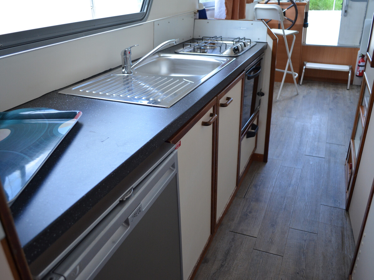 Bateau Insolite 8 pers. à Châtillon-en-Bazois - Photo 8