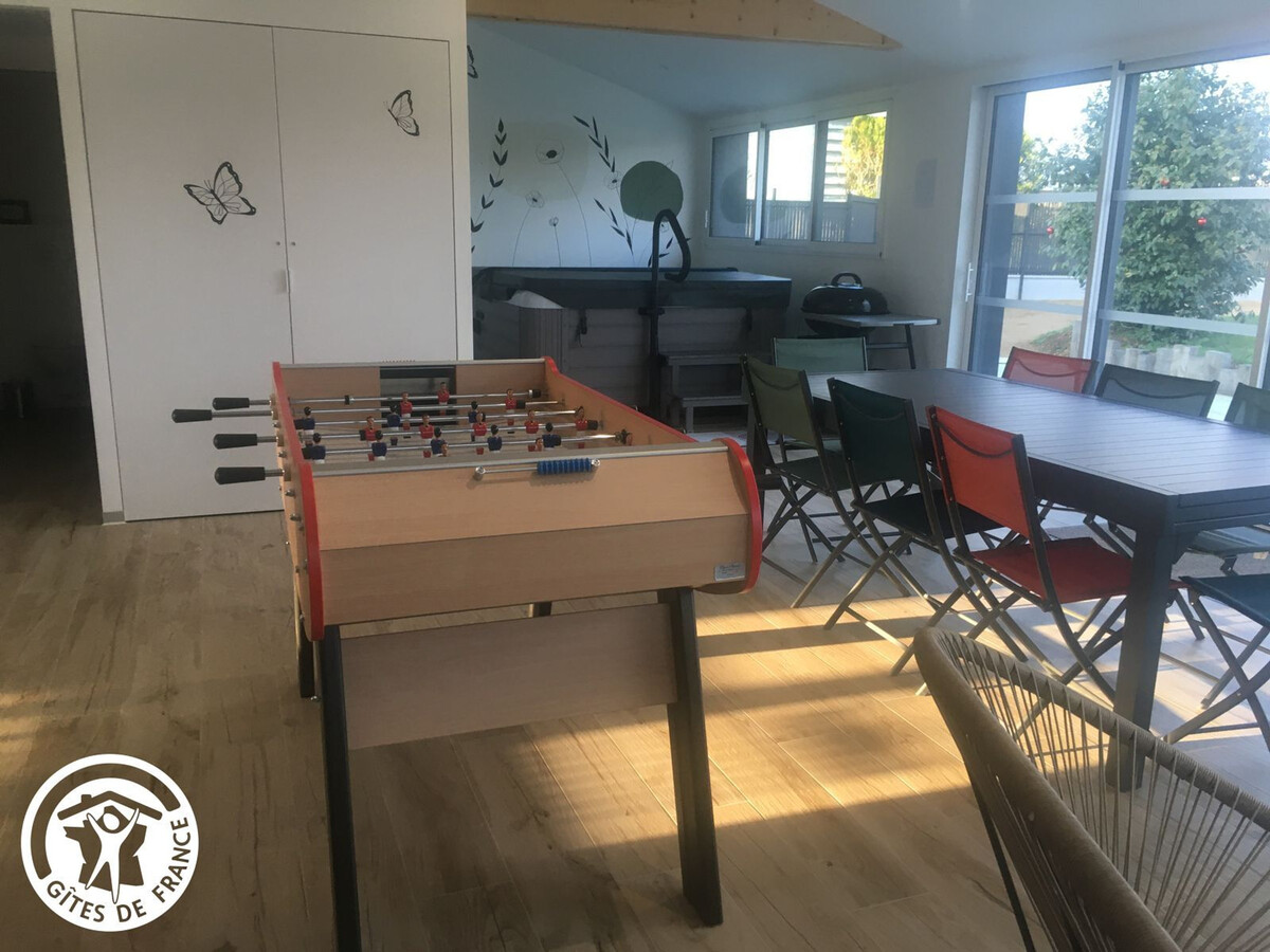 Gîte La Féneraie : 12 pers, spa 6 places et sauna - Photo 11