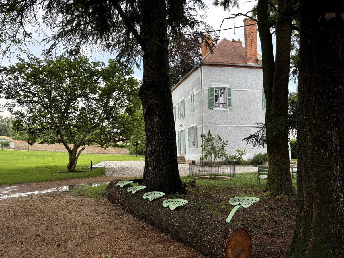 Maison Bourgeoise 1830 avec spa, parc et jeux à Jaligny - Photo 36