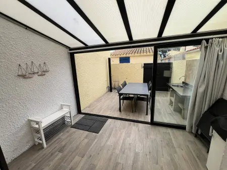 Villa T3 rénovée climatisée, piscine, proche plage et commerces - Photo 6