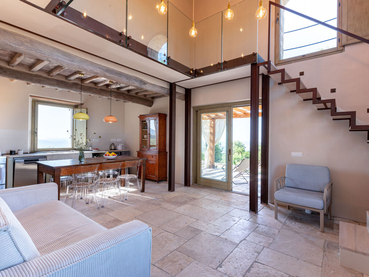 Maison rénovée éco-responsable avec piscine, Sassofortino - Photo 9