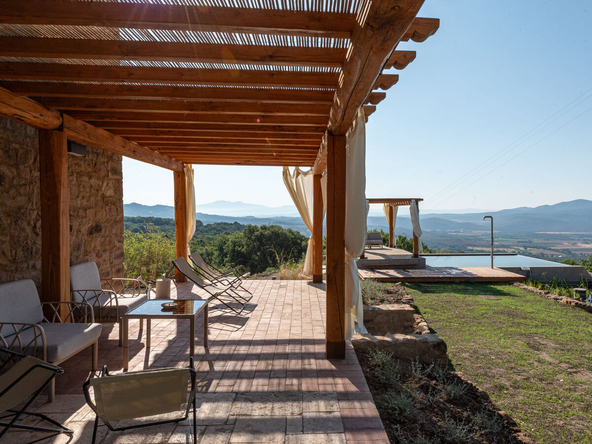Maison rénovée éco-responsable avec piscine, Sassofortino - Photo 29