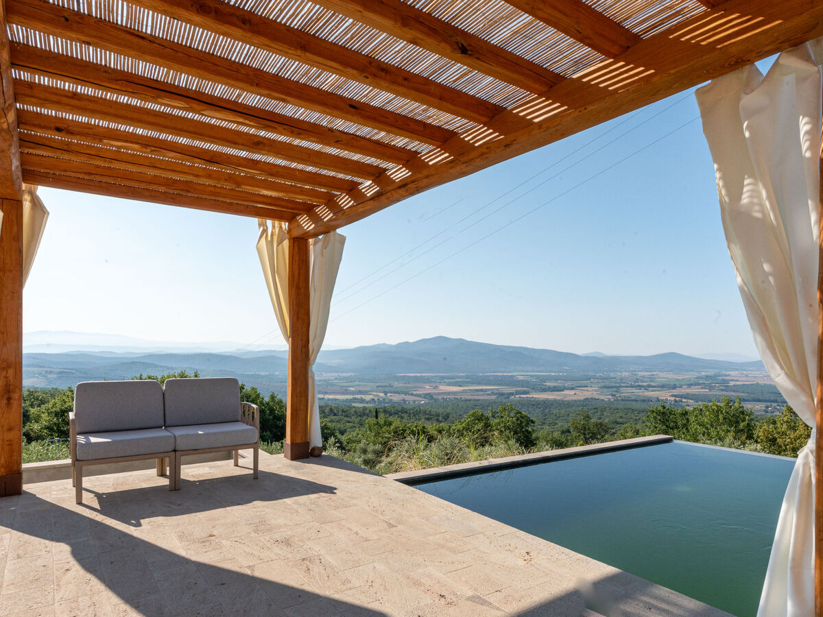 Maison rénovée éco-responsable avec piscine, Sassofortino - Photo 31