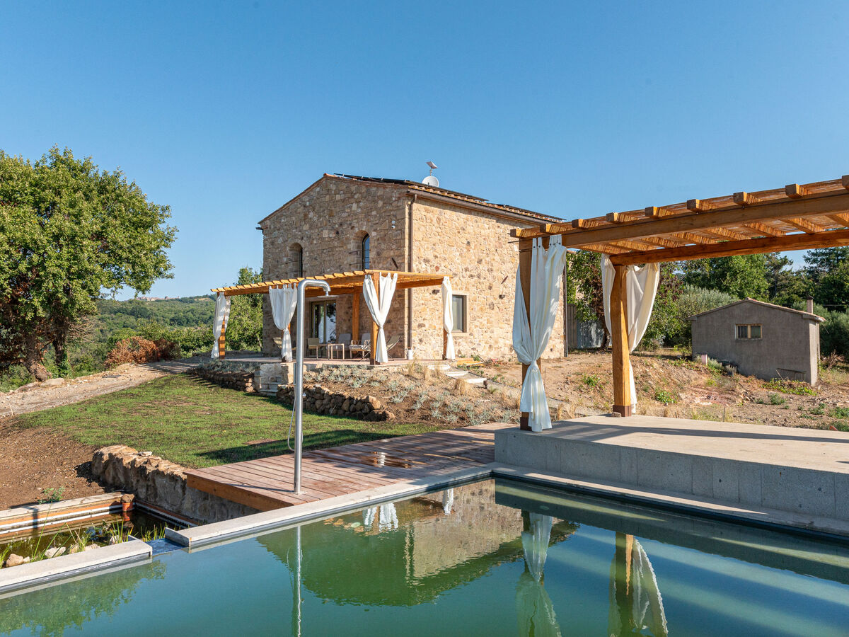 Maison rénovée éco-responsable avec piscine, Sassofortino - Photo 32
