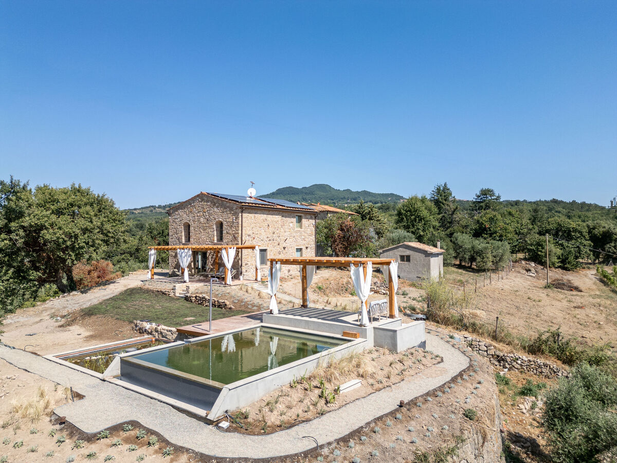 Maison rénovée éco-responsable avec piscine, Sassofortino - Photo 38