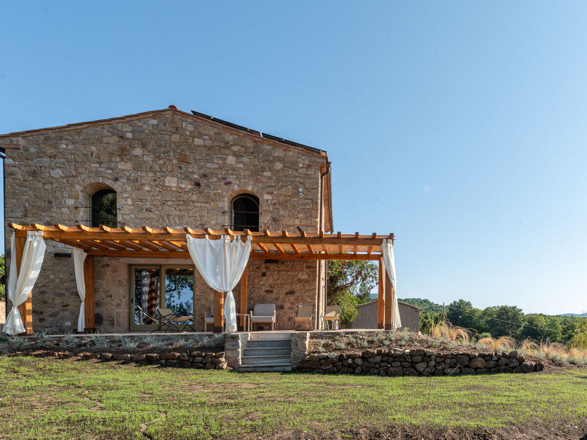 Maison rénovée éco-responsable avec piscine, Sassofortino - Photo 42