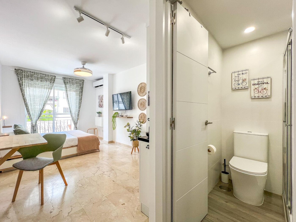 Studio rénové à deux pas de la plage d'Estepona - Photo 17