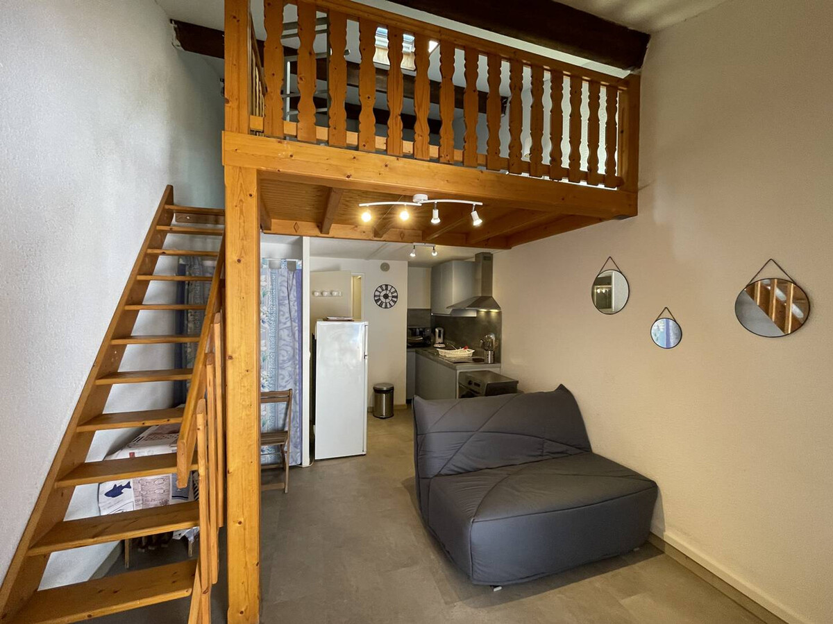 Studio mezzanine climatisé 4 pers., 900m plage, parking - Photo 3