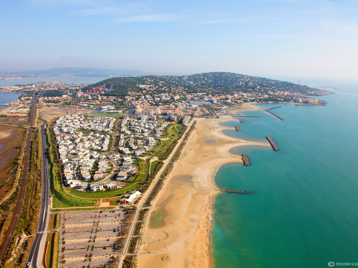 Studio vue mer refait 2024 avec terrasse à Sète - Photo 18