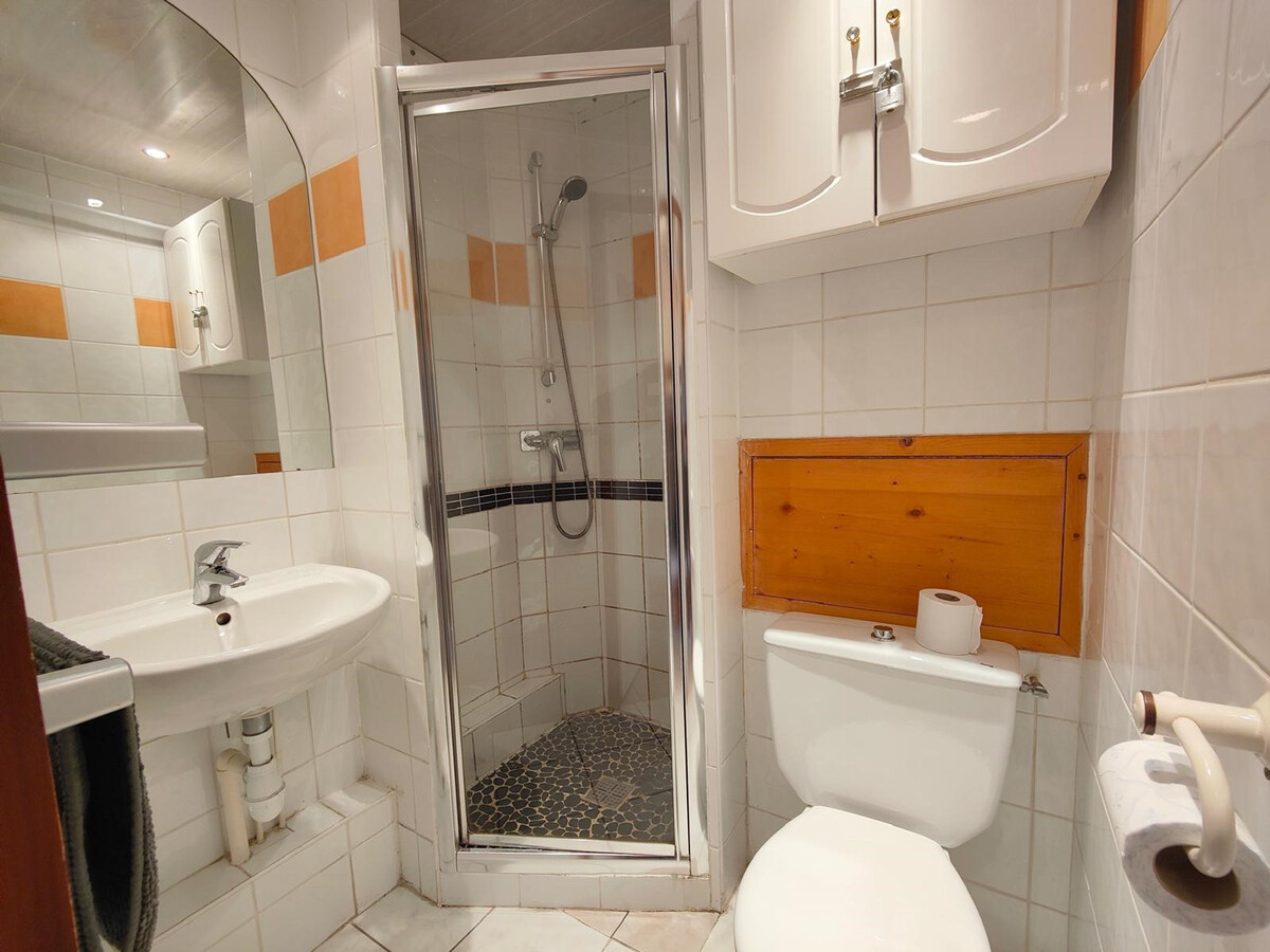Studio 17m² 4 personnes, balcon, 5e étage ascenseur - Photo 8