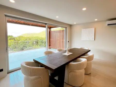 Penthouse 2 niveaux, jacuzzi privé et vue 360° mer : photo 4