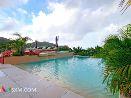 Location appartement à Saint Martin , Appartement 2 Niveaux de Luxe avec Terrasse aux Caraïbes