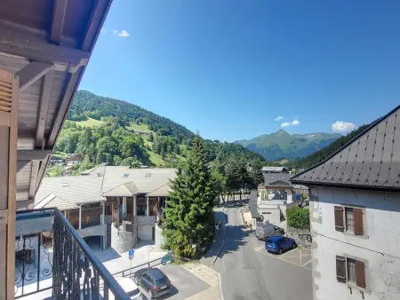 Penthouse 4 chambres aux Gets, vue Vieux Village : photo 5